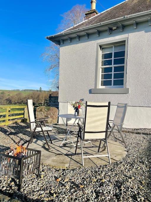 A Cosy Two-Bedroom Cottage Near Loch Lomond Glasgow Exterior photo